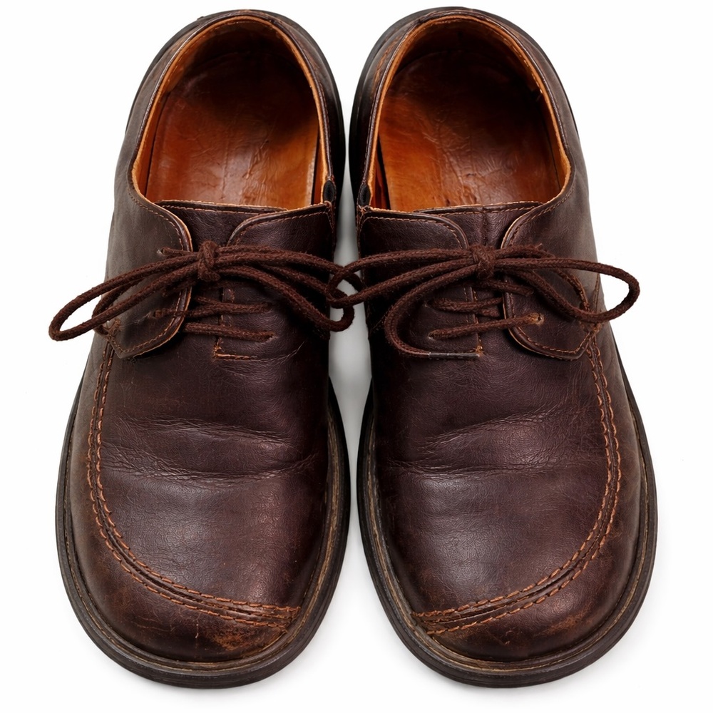 Classic Brown Leather women’s Shoes